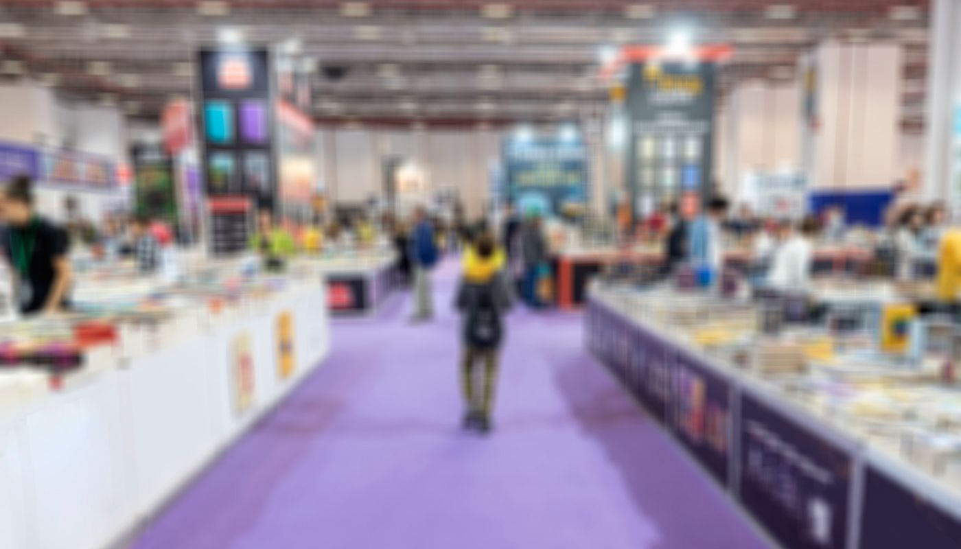 Avete bisogno di decorare il vostro stand per una fiera? Usate il vinile adesivo!